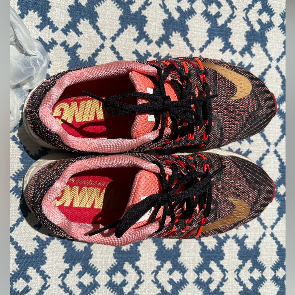 Nike Air Zoom Elite 8 Womens Sz 8.5 Running Shoes Sneakers